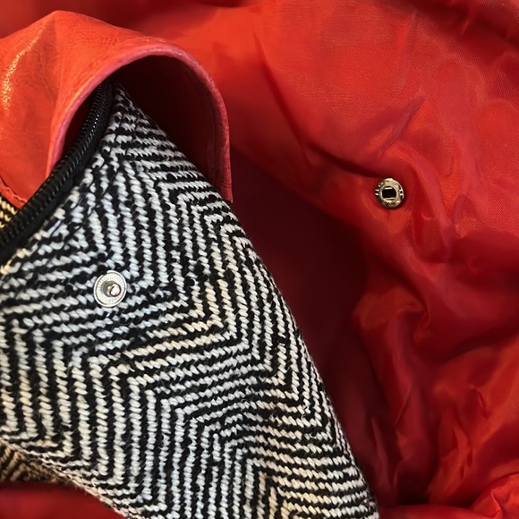 Two’s Company tote bag with pouch - Picture 10 of 10